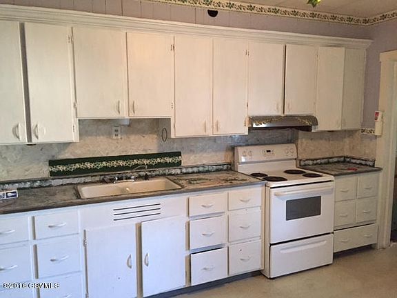 Kitchen (2)