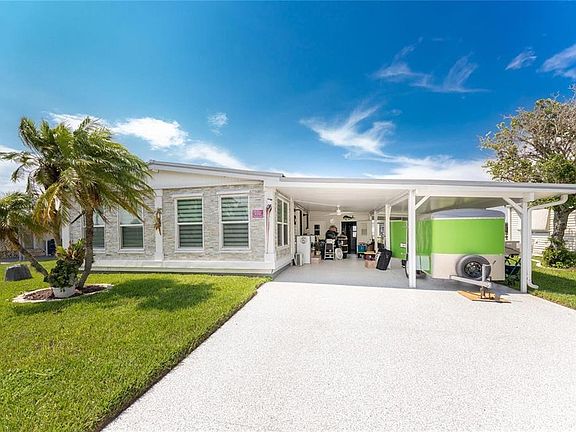 2nd image of 624 BLACKBURN BOULEVARD