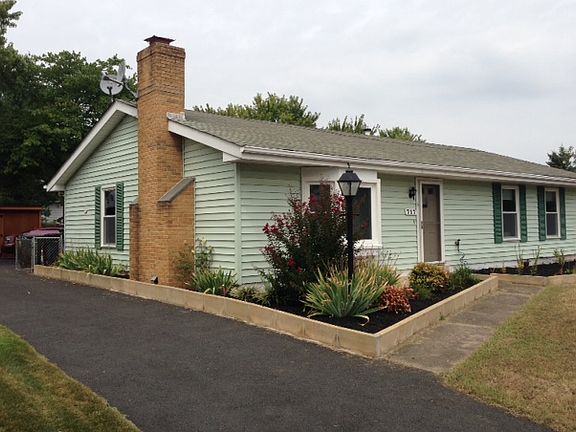2nd image of 717 N Argonne Ave