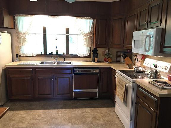 4th image of 104 Heidelbaugh Dr