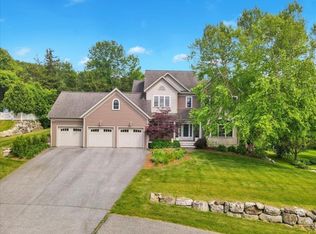 331 Boulder Hill Dr, Shelburne, VT 05482