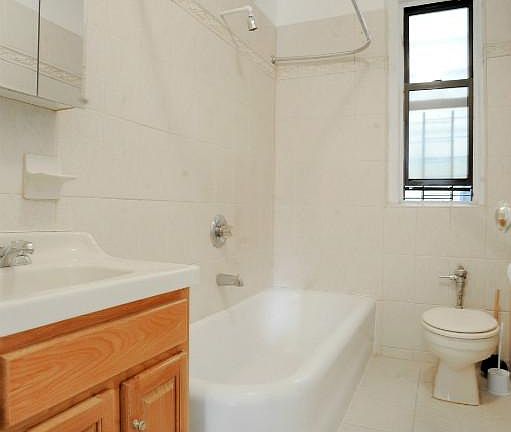 3rd image of 619 W 140th St APT 2H