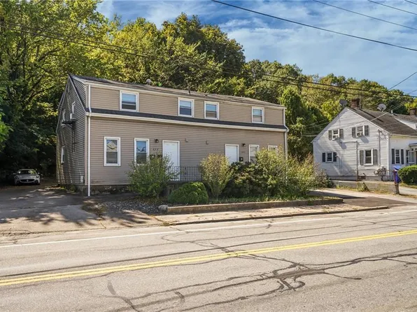 231 Providence St, West Warwick, RI 02893