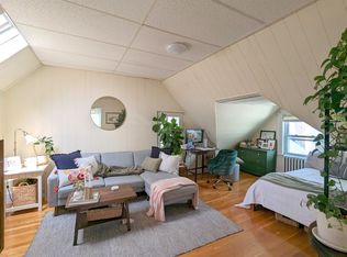 18 Mossland St #3, Somerville, MA 02144