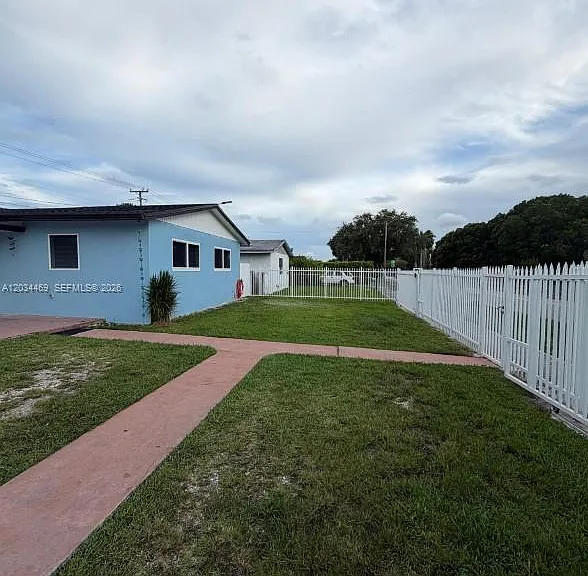 20301 SW 117th Ave — Photo 4