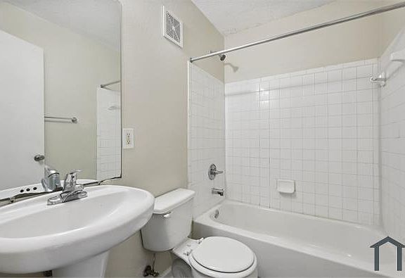 5th image of 1757 Richmond Ave SE