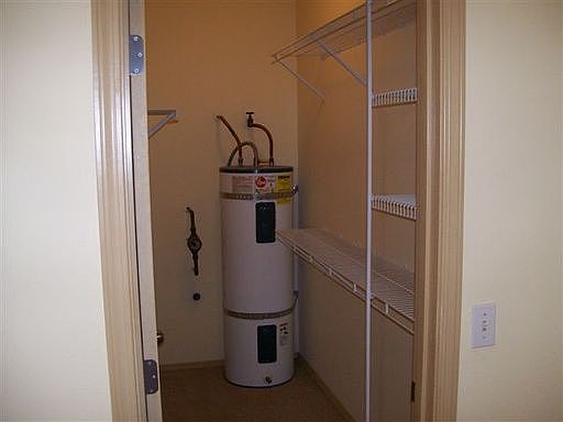 5th image of 2825 Delin St APT A205