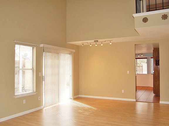 3rd image of 6310 Calvine Rd