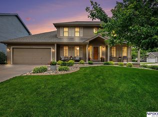 16252 Monroe St, Omaha, NE 68135