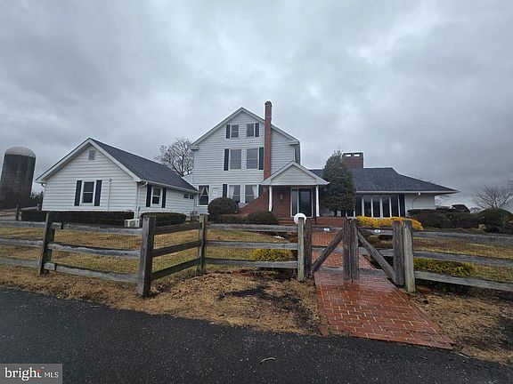 2nd image of 53 Arneys Mount Rd