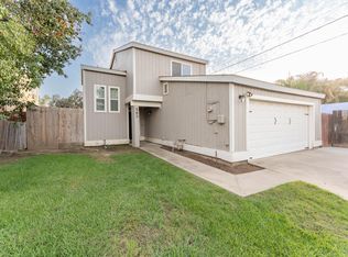 203 E Harold Court, Visalia, CA 93291
