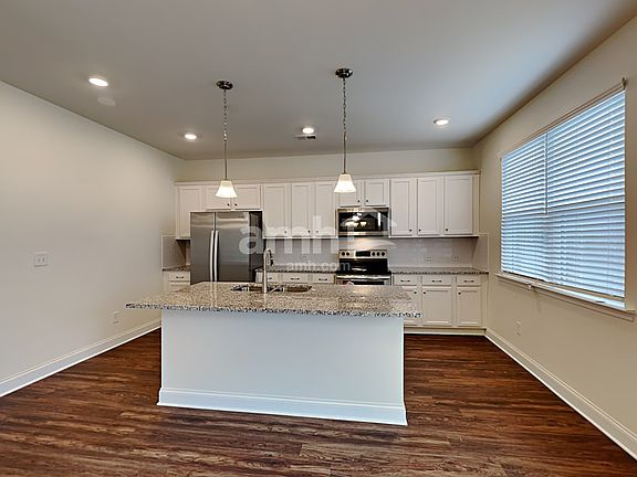 4th image of 8105 Brookbend Dr