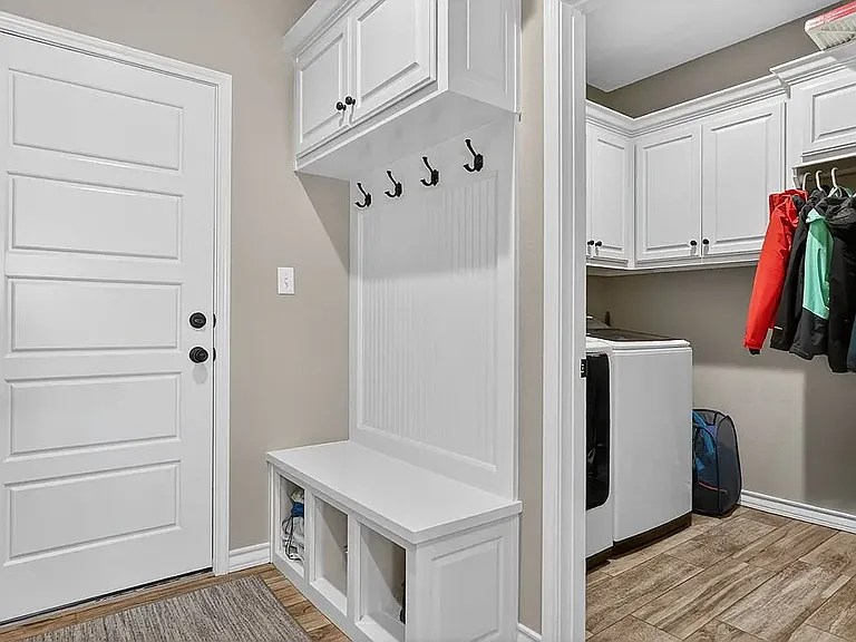 1209 Rhett Dr — Photo 10