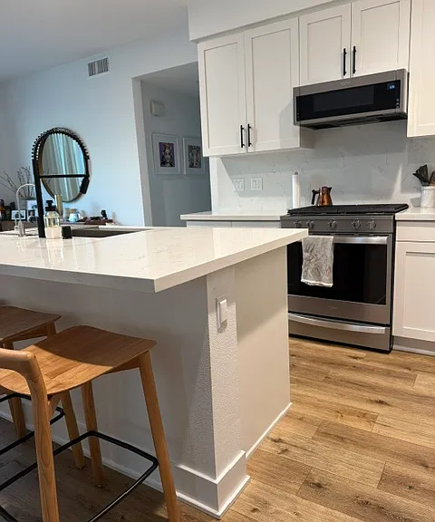 2923 Exposition Pl — Photo 9