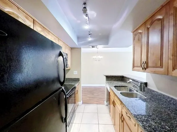 1215 N Olive Dr APT 102, West Hollywood, CA 90069