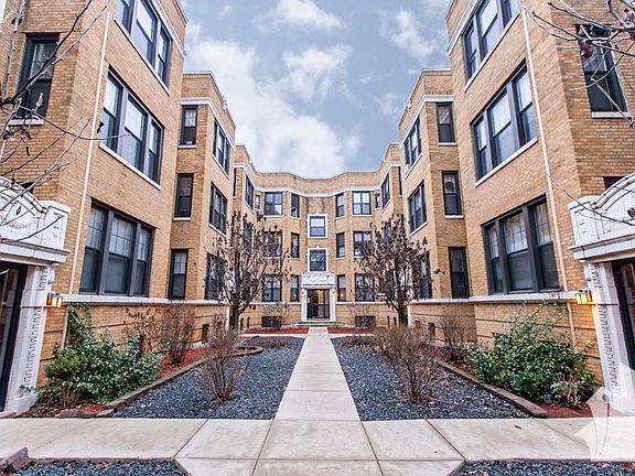 4th image of 720 W Barry Ave #3