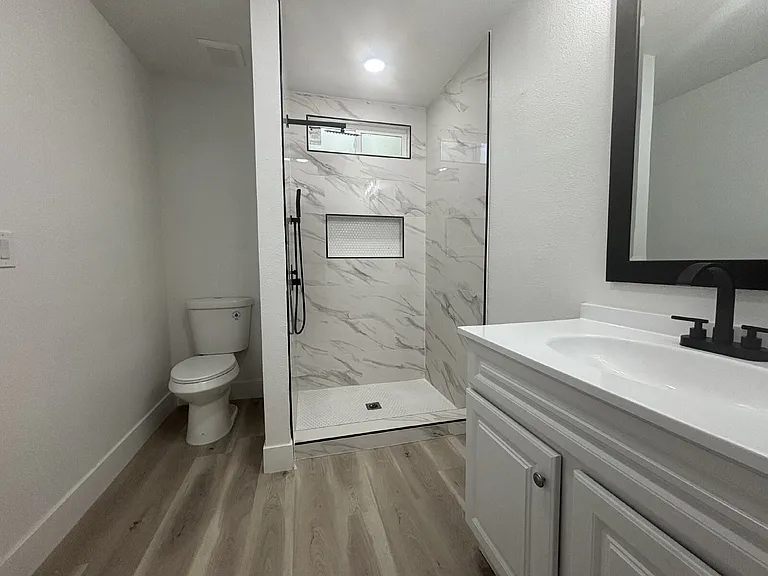 724 N 9th St #3 — Photo 13
