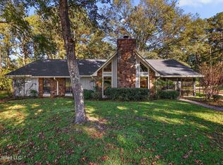 114 Deer Run, Pearl, MS 39208
