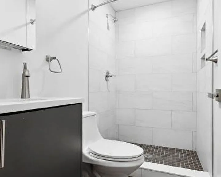 3818 Haverford Ave — Photo 9