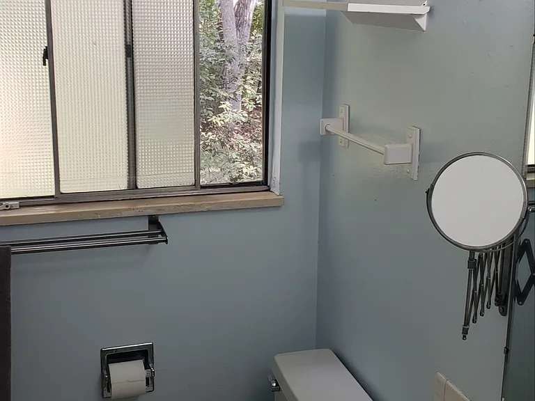 Sunny bathroom!