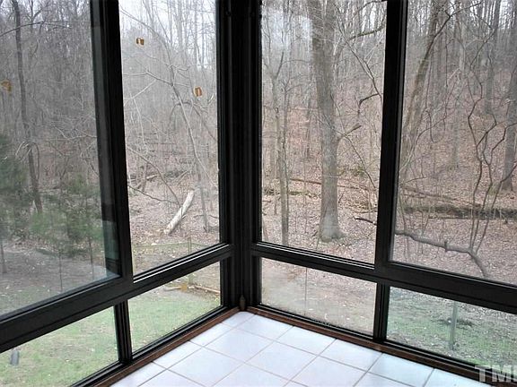 3rd image of 7704 Quail Hollow Dr