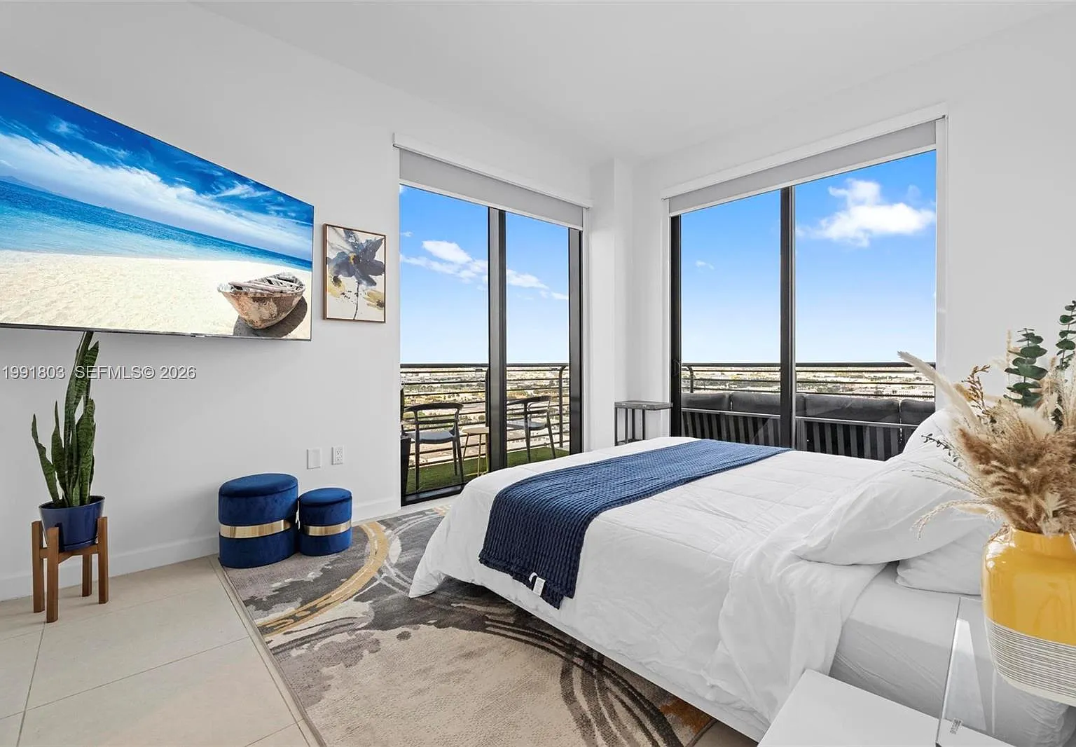 5350 Park Condo — Photo 4
