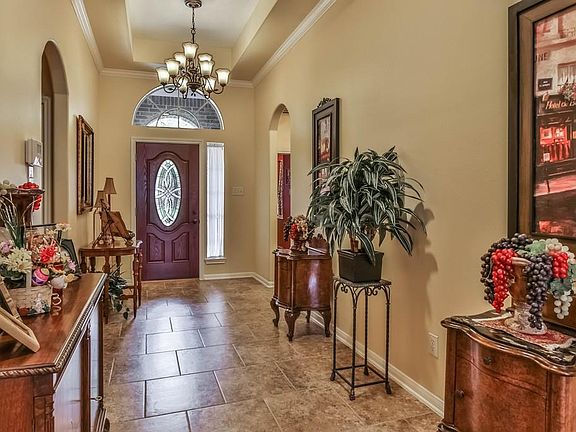 2nd image of 15814 Heartwood Way