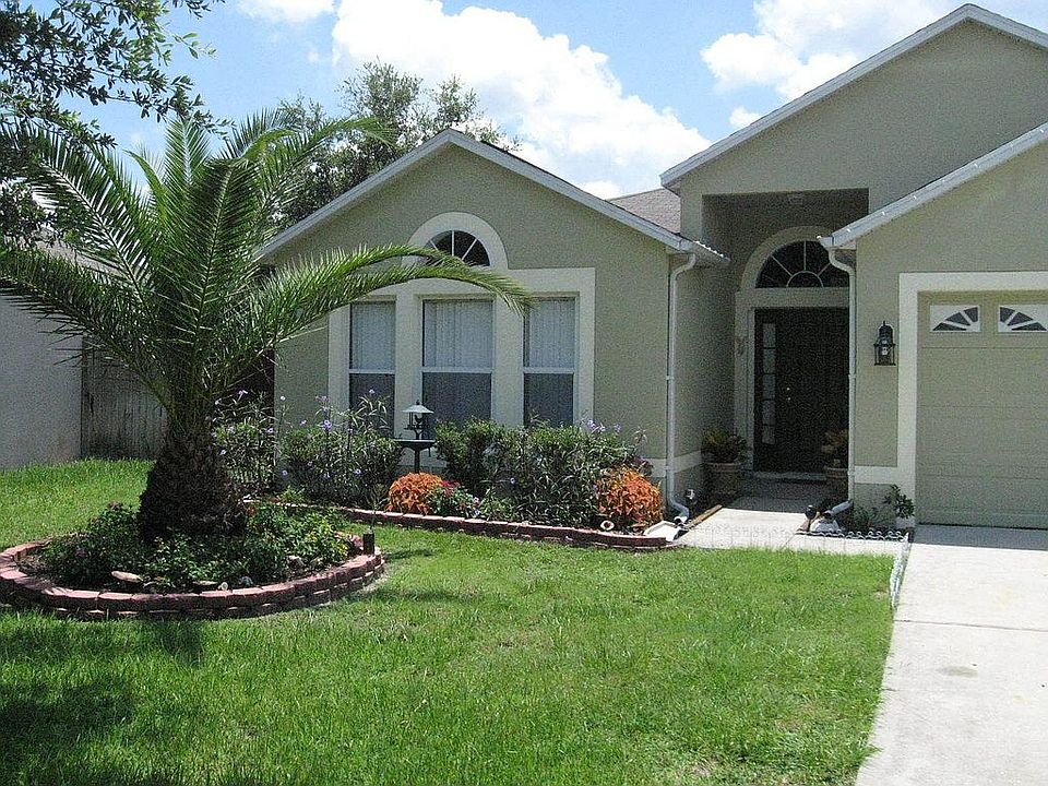 1st image of 15900 Sundew Ct