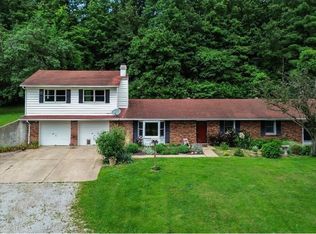 26152 Beltrees Rd, Dow, IL 62022