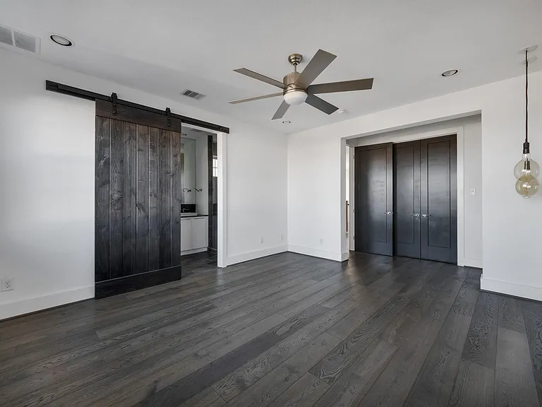 9623 Towne Lake Pkwy — Photo 17