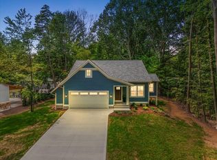 3439 Hollywood St, Holland, MI 49424