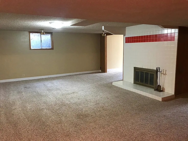 3824 W Greenbrier Dr — Photo 24
