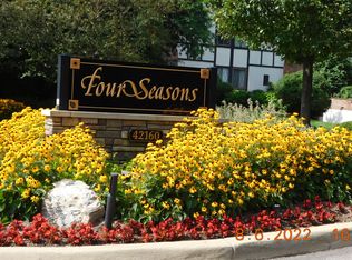 42160 Woodward Ave UNIT 21, Bloomfield Hills, MI 48304