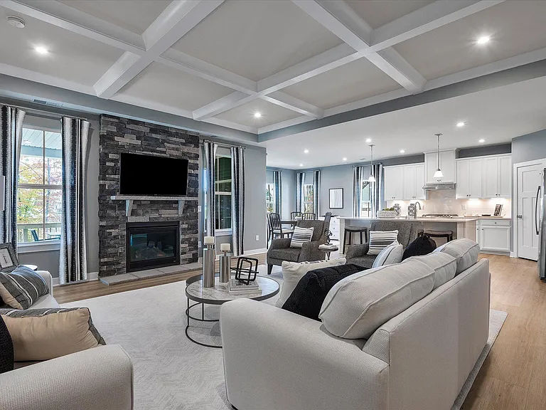 6500 Falls Creek Trl — Photo 3
