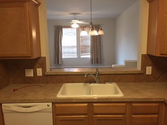 4th image of 2705 Olympic Park Dr
