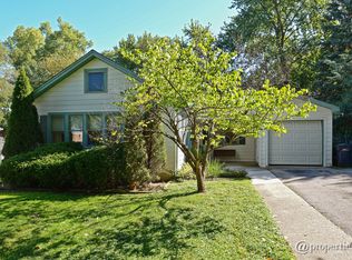 653 N West Rd, Lombard, IL 60148