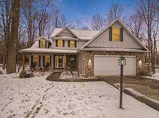 51022 Broken Wood Ct, Granger, IN 46530