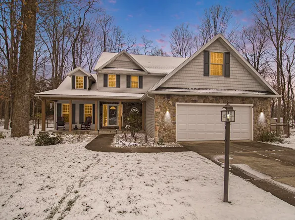 51022 Broken Wood Ct, Granger, IN 46530