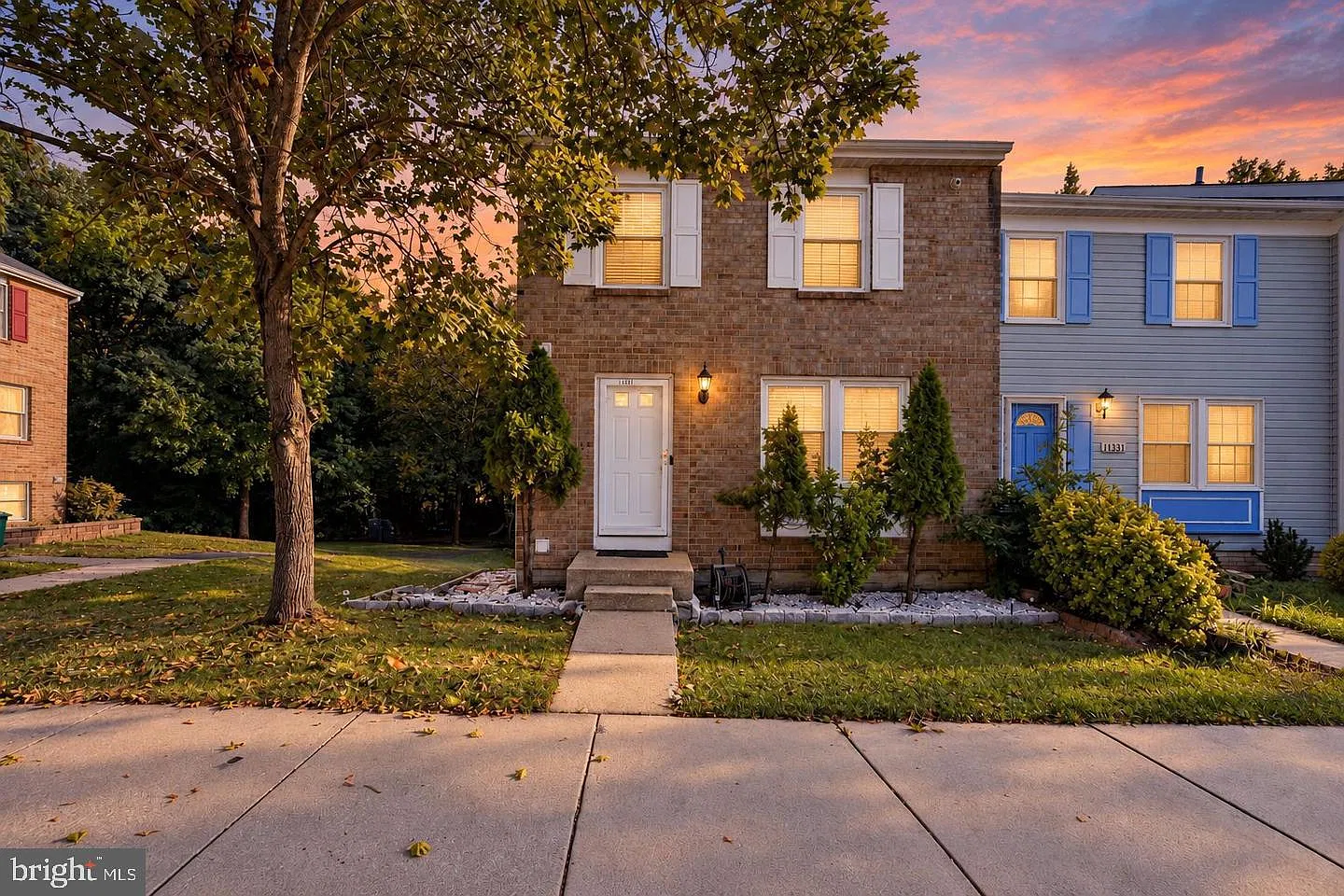 3 bed, 3.5 bath, 1220 sqft, $3,000 — Photo 1