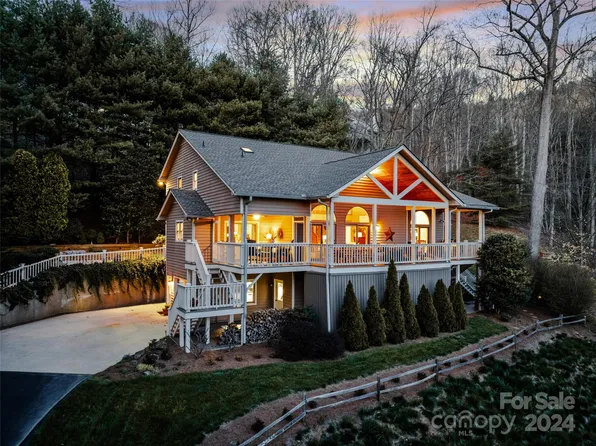 133 Sondley Pkwy, Asheville, NC 28805