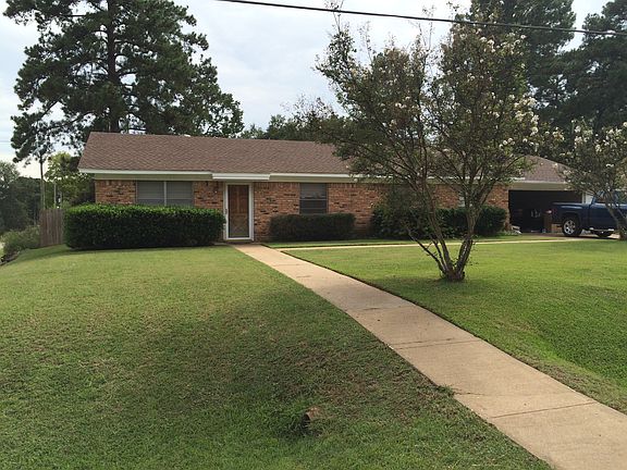 2nd image of 300 Harriett St