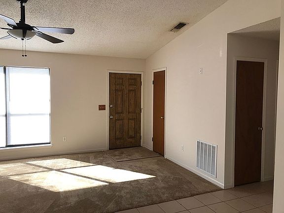 5th image of 5201 Brentview Ter