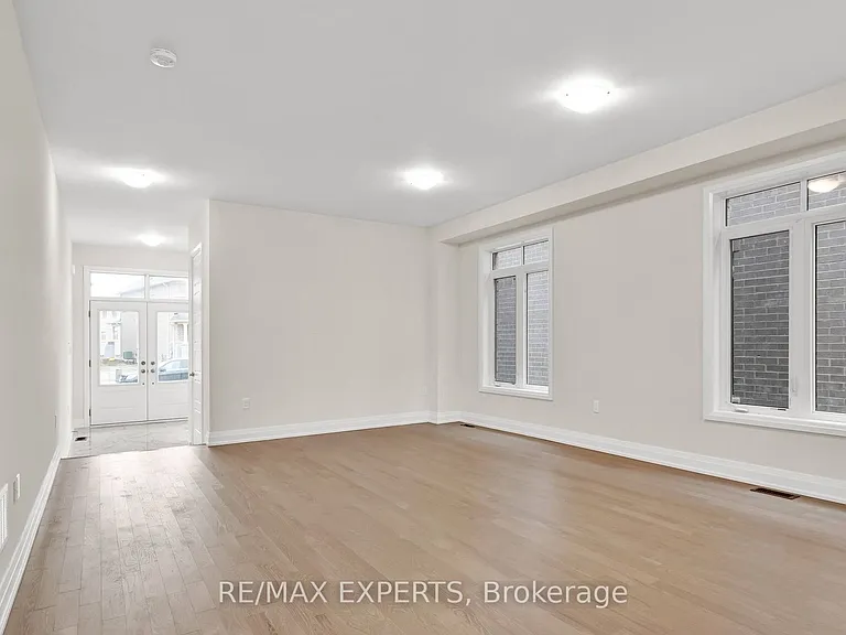 134 Jonkman Blvd — Photo 8