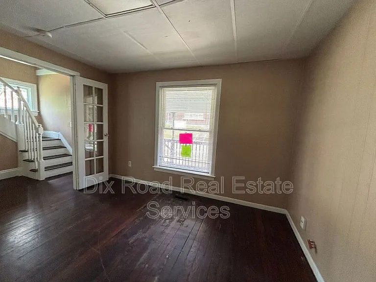 112 Heaton Ave — Photo 8