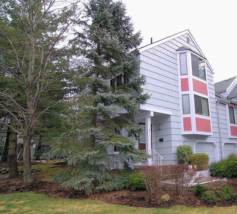 190 Treetop Cir, Nanuet, NY 10954 Zillow