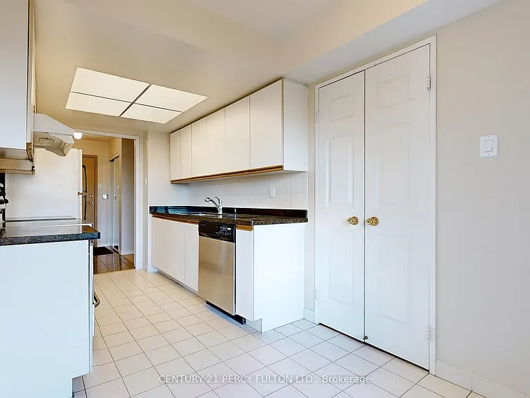 7805 Bayview Ave #625 — Photo 14