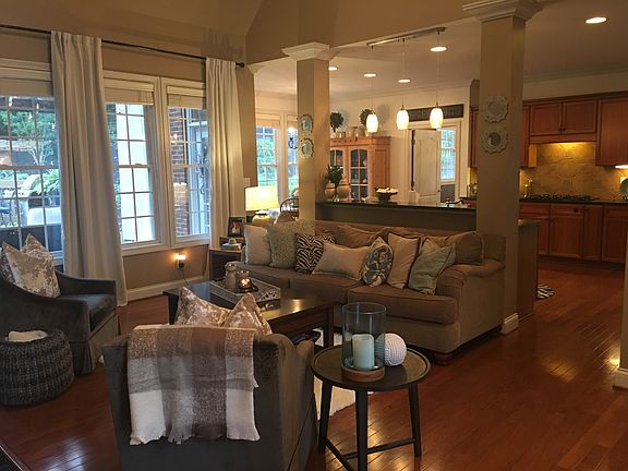 4th image of 9723 Valley Woods Ln