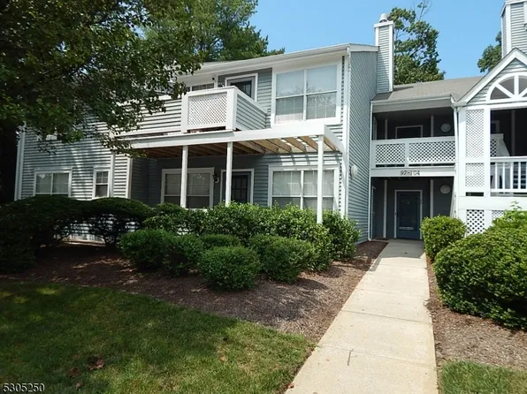 97 Cypress Ct, Howell Twp., NJ 07731