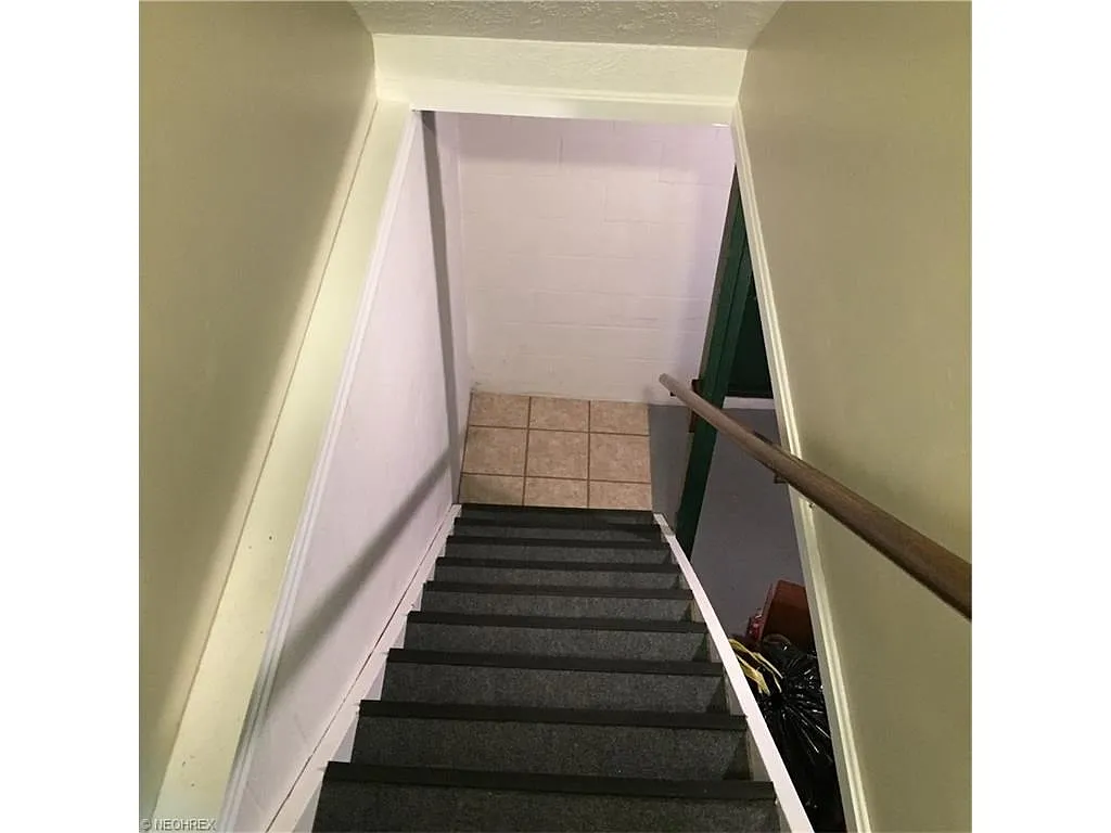 3772 Jeanette Dr SE photo 1