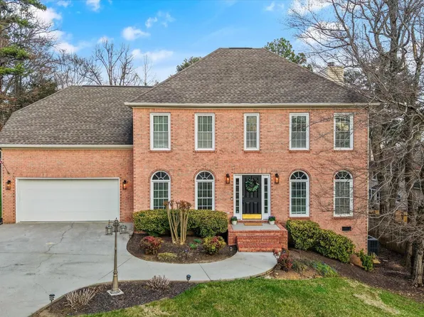 1942 Cedardale Ln, Knoxville, TN 37932
